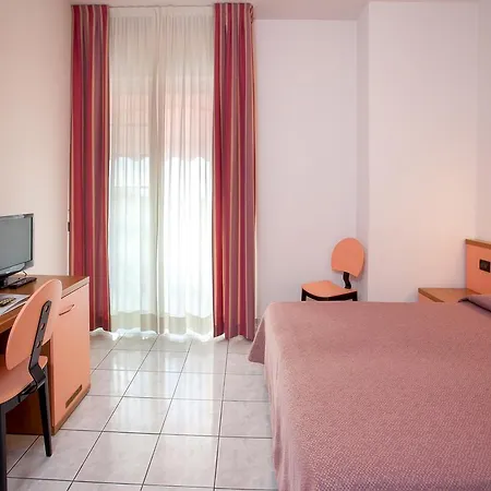 Sileoni Dependance Antonio 3* Marina di Cecina